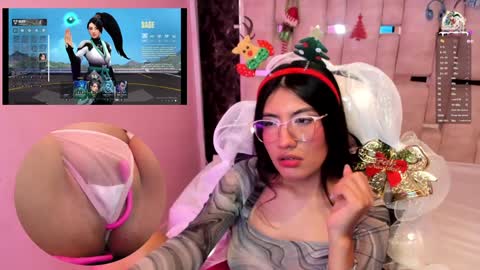 Snapshot of miavoss_ chatting on 23, 12, 2024 mia online show from 23, 12, 2024