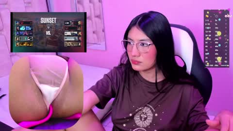 Snapshot of miavoss_ chatting on 19, 1, 2025 mia online show from 19, 1, 2025