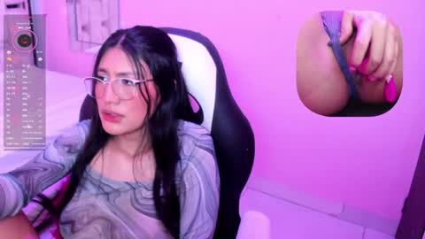 Snapshot of miavoss_ chatting on 30, 1, 2025 mia online show from 30, 1, 2025