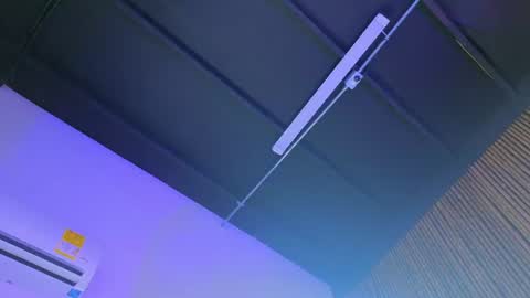 Snapshot of miawoderfull chatting on 19, 7, 2026 Mia online show from 19, 7, 2026