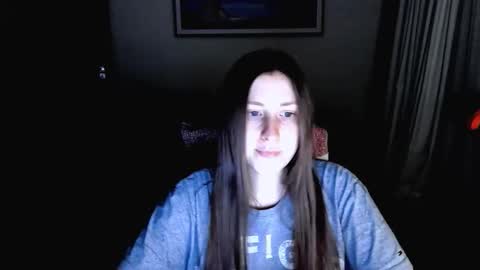 LuckyMia online show from 5, 4, 2026