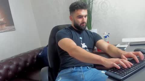 MicahLane online show from 28, 10, 2025