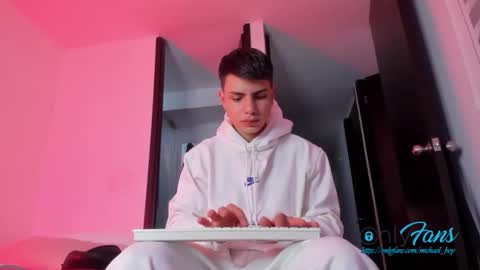 Michael Boy online show from 31, 10, 2025