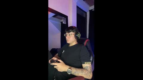 Snapshot of michael_kendall0 chatting on 6, 12, 2024 michael independent model online show from 6, 12, 2024