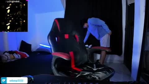 Snapshot of michael_kendall0 chatting on 4, 1, 2025 michael independent model online show from 4, 1, 2025