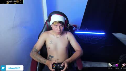 Snapshot of michael_kendall0 chatting on 18, 10, 2025 michael independent model online show from 18, 10, 2025