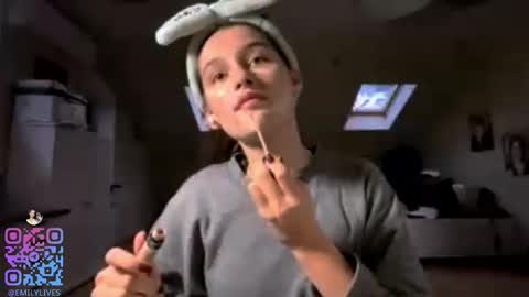 Emily online show from 18, 10, 2025