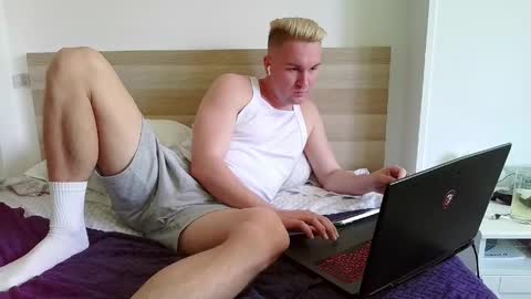 Snapshot of michael_sexdevil chatting on 20, 5, 2026 michael_sexdevil online show from 20, 5, 2026