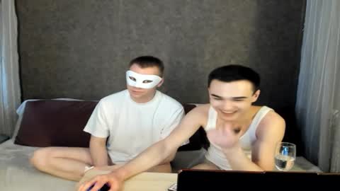 Snapshot of michael_thom2 chatting on 13, 2, 2026 Dark side online show from 13, 2, 2026