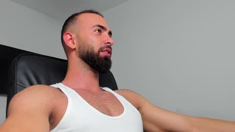 MichaelEvansx online show from 23, 12, 2024