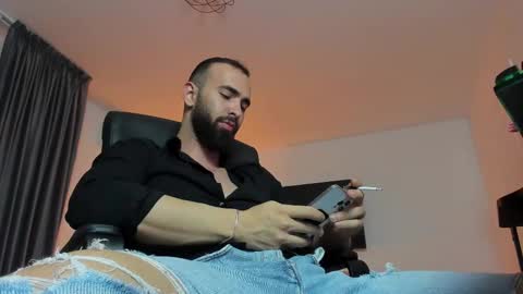 MichaelEvansx online show from 20, 2, 2025