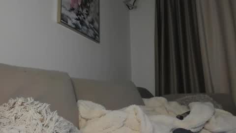 Snapshot of michaelevansx chatting on 17, 12, 2025 MichaelEvansx online show from 17, 12, 2025