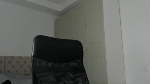 Snapshot of michaelevansx chatting on 16, 4, 2026 MichaelEvansx online show from 16, 4, 2026