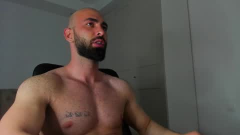 Snapshot of michaelevansx chatting on 30, 4, 2026 MichaelEvansx online show from 30, 4, 2026