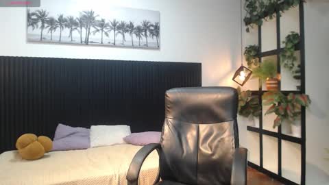 Snapshot of michaelkoiv chatting on 20, 12, 2025 michaelkoiv online show from 20, 12, 2025