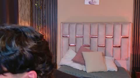 Snapshot of michaell_peters chatting on 6, 6, 2026 MICHAELL online show from 6, 6, 2026
