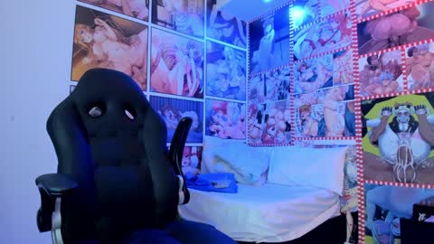 michel_lopez18 online show from 6, 2, 2025