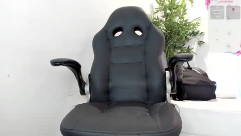 michel_lopez18 online show from 17, 10, 2025