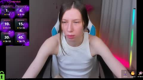 michele_mack online show from 6, 1, 2025