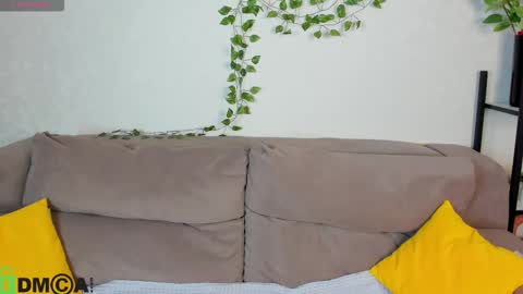 Michelle online show from 27, 10, 2025