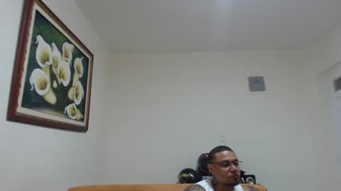 michelle_allen0104 online show from 8, 3, 2025