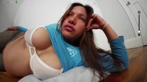 Anne Michelle online show from 10, 10, 2025