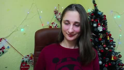 Snapshot of michellee11 chatting on 7, 1, 2025 Michel online show from 7, 1, 2025