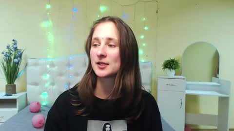 Snapshot of michellee11 chatting on 28, 1, 2025 Michel online show from 28, 1, 2025