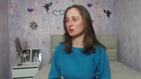 Snapshot of michellee11 chatting on 3, 3, 2025 Michel online show from 3, 3, 2025