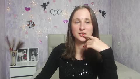 Snapshot of michellee11 chatting on 12, 3, 2025 Michel online show from 12, 3, 2025