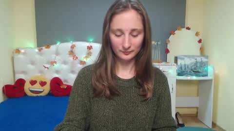 Snapshot of michellee11 chatting on 13, 11, 2025 Michel online show from 13, 11, 2025