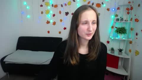 Snapshot of michellee11 chatting on 25, 11, 2025 Michel online show from 25, 11, 2025