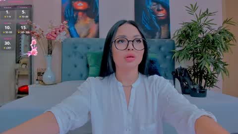 Snapshot of michellereys chatting on 2, 1, 2025 michellereys online show from 2, 1, 2025
