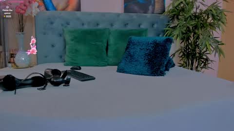 Snapshot of michellereys chatting on 28, 1, 2025 michellereys online show from 28, 1, 2025