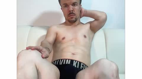 Snapshot of midgettripod1 chatting on 11, 10, 2025 Aaron online show from 11, 10, 2025