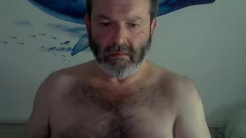 Snapshot of midhir chatting on 16, 1, 2025 kike online show from 16, 1, 2025