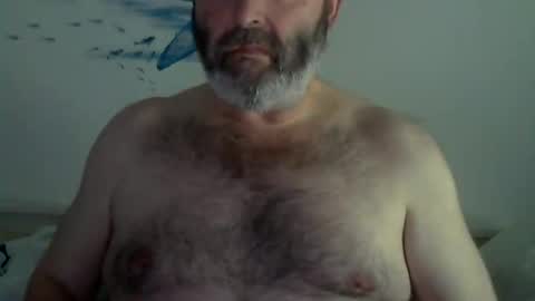 Snapshot of midhir chatting on 20, 1, 2025 kike online show from 20, 1, 2025