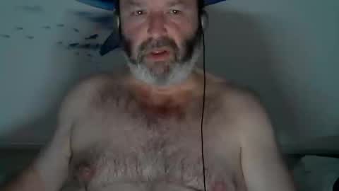 Snapshot of midhir chatting on 23, 1, 2025 kike online show from 23, 1, 2025