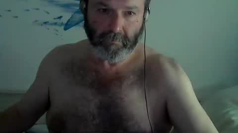 Snapshot of midhir chatting on 27, 1, 2025 kike online show from 27, 1, 2025