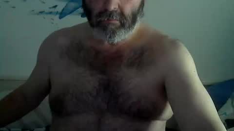 Snapshot of midhir chatting on 29, 1, 2025 kike online show from 29, 1, 2025