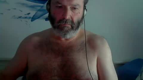 Snapshot of midhir chatting on 30, 1, 2025 kike online show from 30, 1, 2025