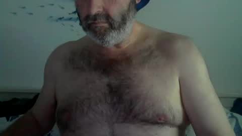 Snapshot of midhir chatting on 16, 2, 2025 kike online show from 16, 2, 2025