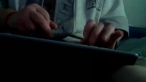 Snapshot of midhir chatting on 28, 2, 2025 kike online show from 28, 2, 2025