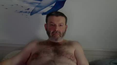 Snapshot of midhir chatting on 7, 3, 2025 kike online show from 7, 3, 2025