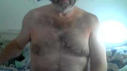 Snapshot of midhir chatting on 7, 10, 2025 kike online show from 7, 10, 2025