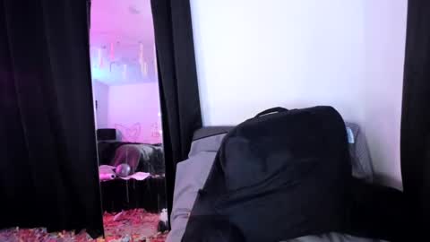 Midnightrose online show from 9, 1, 2025