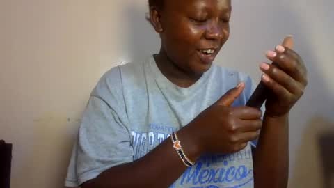 midnightt_curves online show from 21, 6, 2026