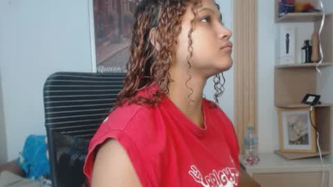 Snapshot of miel_alisha chatting on 7, 6, 2026 miel online show from 7, 6, 2026