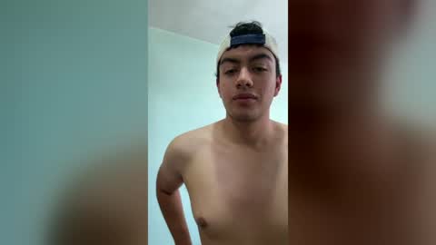 Snapshot of migguev chatting on 8, 8, 2026 migguev online show from 8, 8, 2026