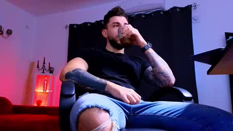 MightyAaron online show from 23, 10, 2025